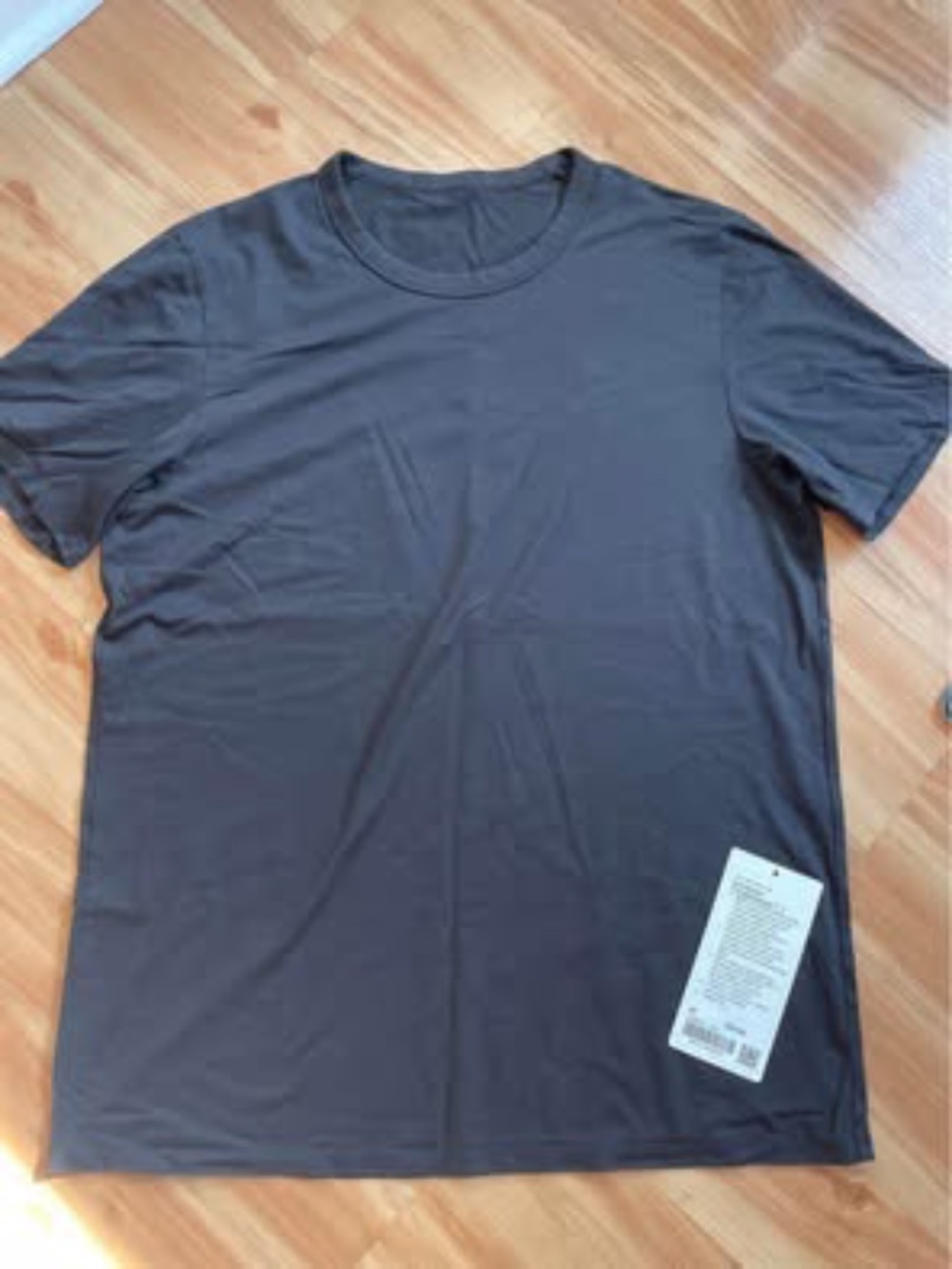 Lululemon Fundamental T-shirt Men’s Medium
